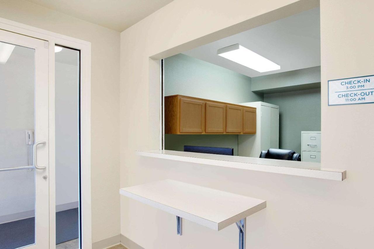 Woodspring Suites Baton Rouge East I-12 ภายนอก รูปภาพ